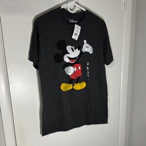 Kohl’s Disney Men's Medium Black Mickey Mouse T-Shirt NWT